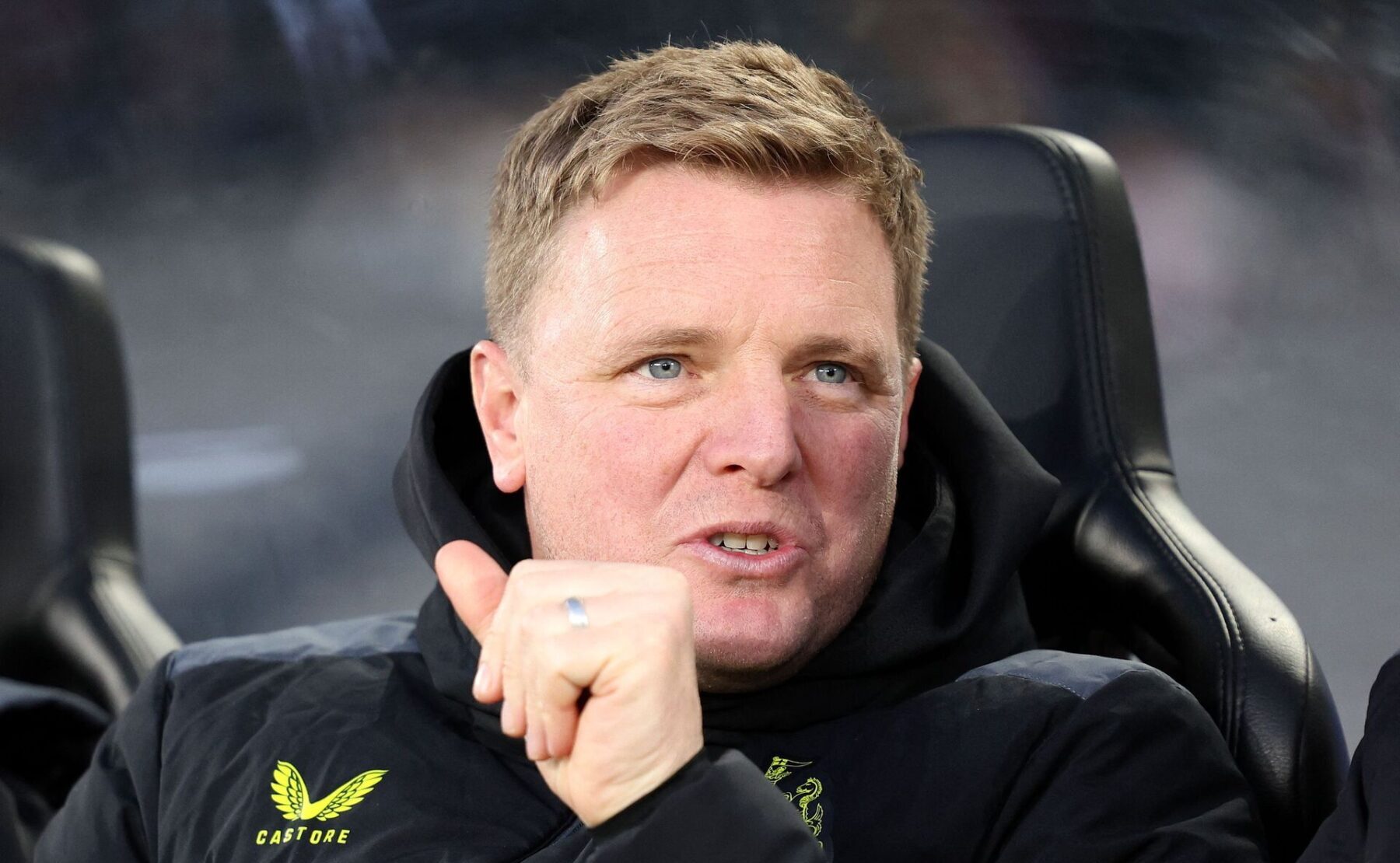 Eddie Howe og Newcastle har angiveligt afgivet et bud.