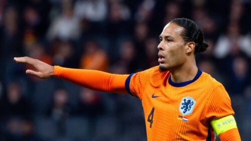 Hvor skal Liverpool-kaptajnen Virgil van Dijk spille henne i næste sæson? Nu er der kommet en ny melding fra Fabrizio Romano.