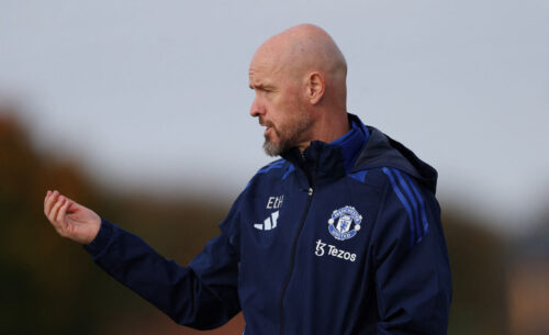 Erik ten Hag er ét nederlag væk fra fyring, mener den tidligere assistenttræner hos Manchester United, Mick Brown.