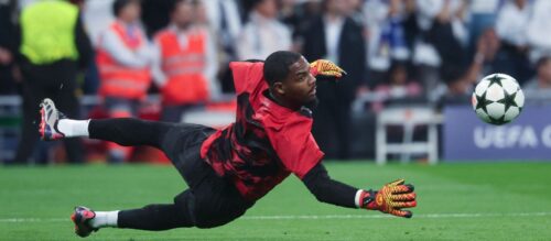 Mike Maignan er den målmand, der har haft flest redninger i årets Champions League indtil videre. En dansker er dog også godt med.