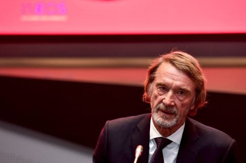 Sir Jim Ratcliffe og Manchester United frygter efter sigende en pointstraf.