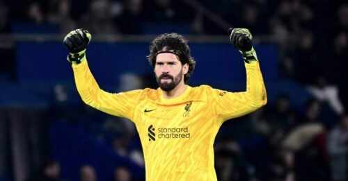 Alisson var fremragende, da Liverpool besejrede Paris Saint-Germain. På bagkant sammenlignes han med en af verdens bedste målmænd.